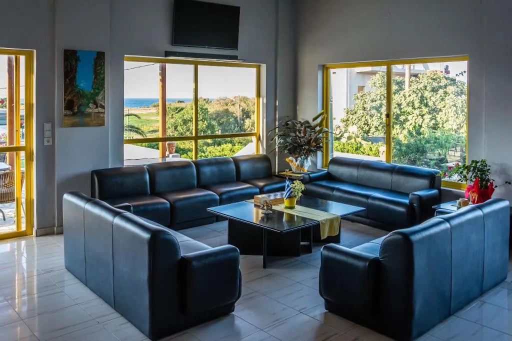 Lobby, Nereides, Crete