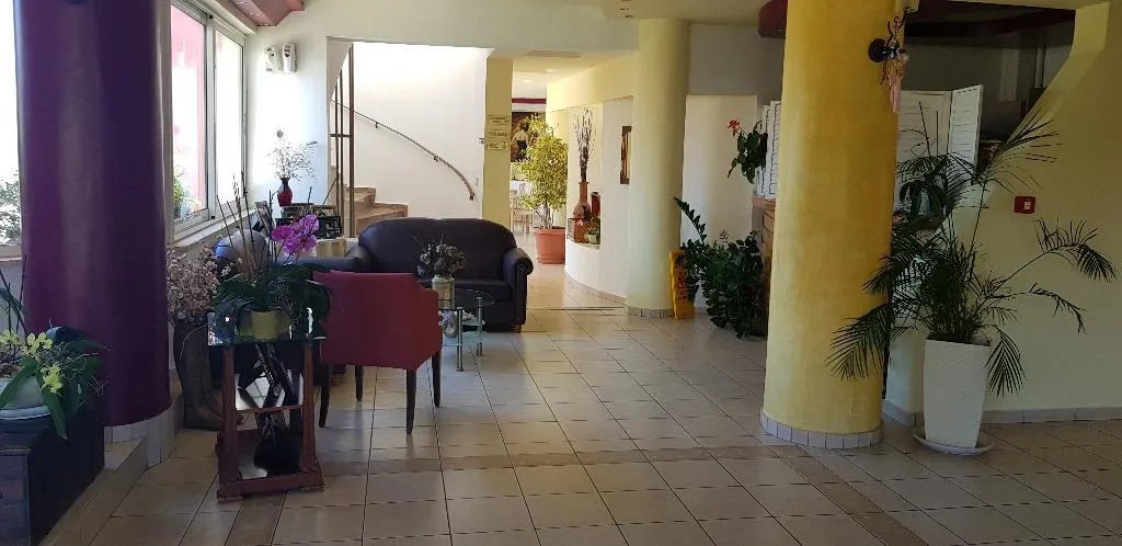 Lobby, Alexandros, Crete