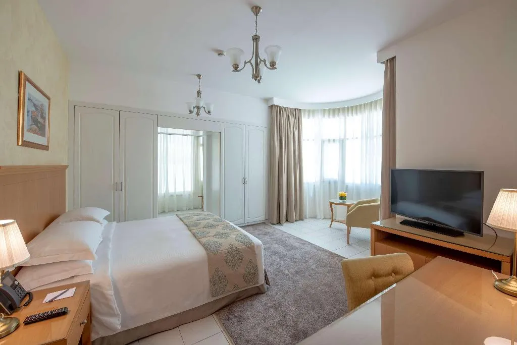 Room, Roda Al Murooj Residences, Dubai