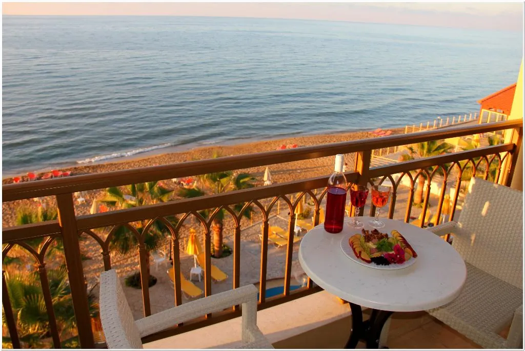 SUITE SEA VIEW Room, White Olive Elite Rethymno, Crete