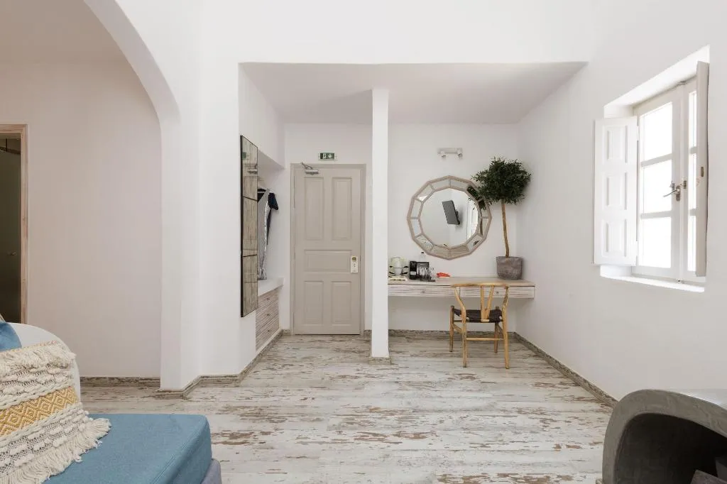 DOUBLE DELUXE TWO BEDS Room, The Museum Project Oia, Santorini