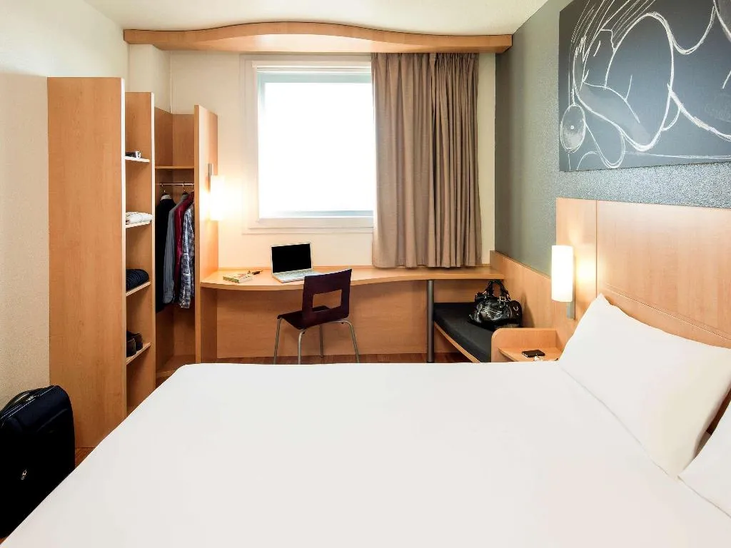 DOUBLE STANDARD Room, ibis Barcelona Meridiana, Barcelona