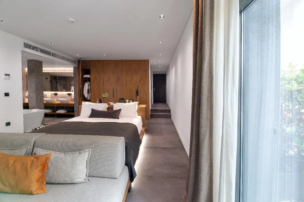 SUITE STANDARD Room, The Editor Hotel, Athens