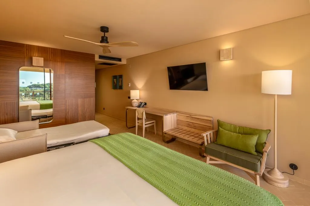 Double or Twin SUPERIOR SEA VIEW Room, 3HB Falesia Beach, Algarve