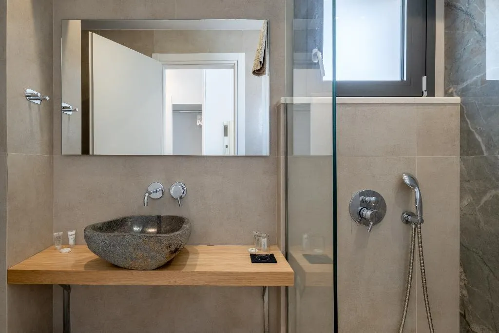 DOUBLE SUPERIOR WITH BALCONY Room, Golden Bee Lifestyle Hotel, Crete