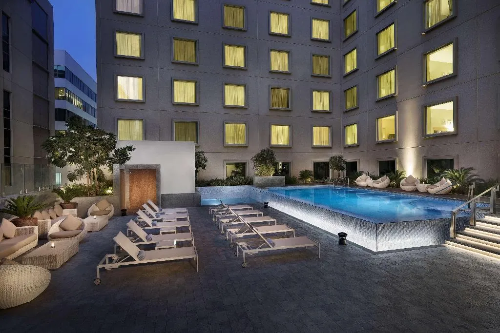 Pool, Hilton Garden Inn Hotel Mall Avenue, Dubai