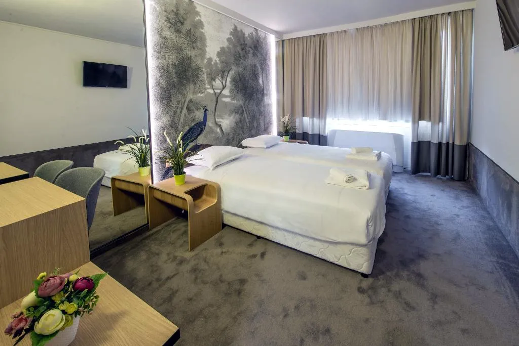 DOUBLE CITY VIEW Room, Park Hotel Raya Garden, Varna