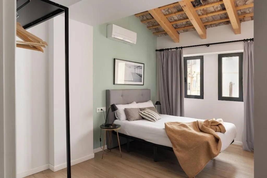 Room, Apartamentos Lã­bere Valencia Jardã­n Botã¡nico, Valencia