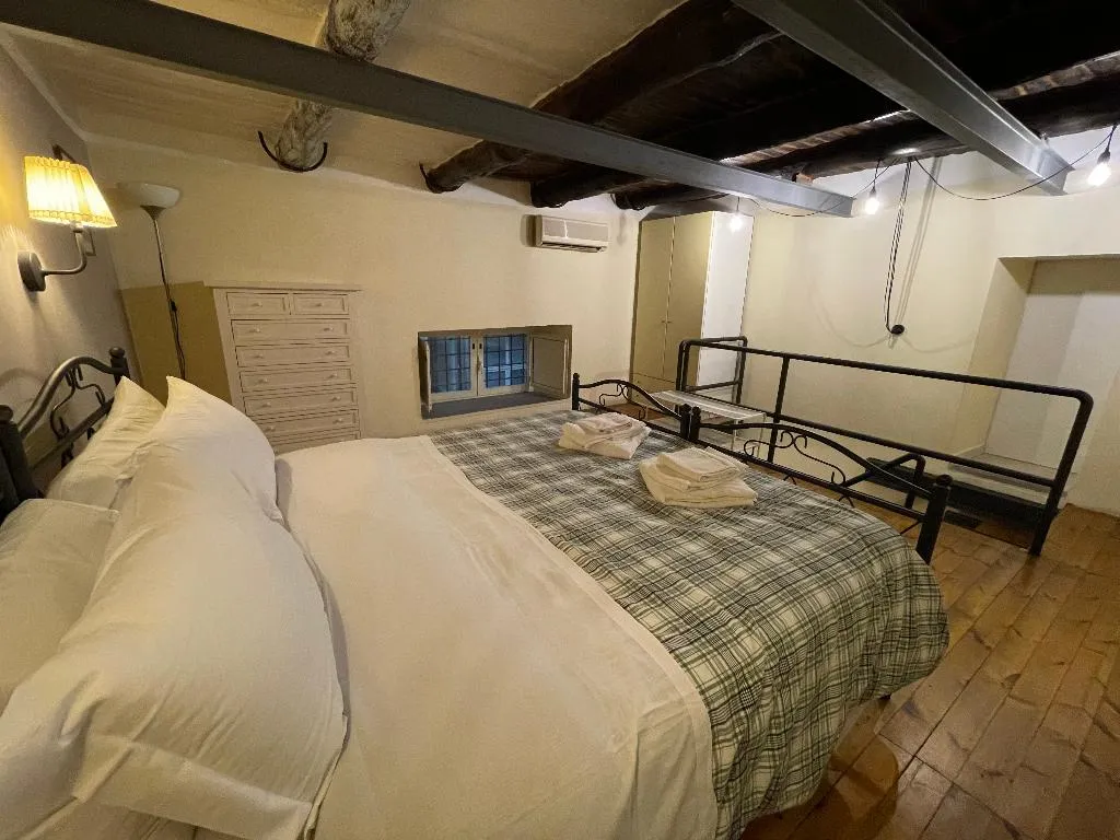 APARTMENT ECONOMY Room, Case Così Apartments Napoli, Naples