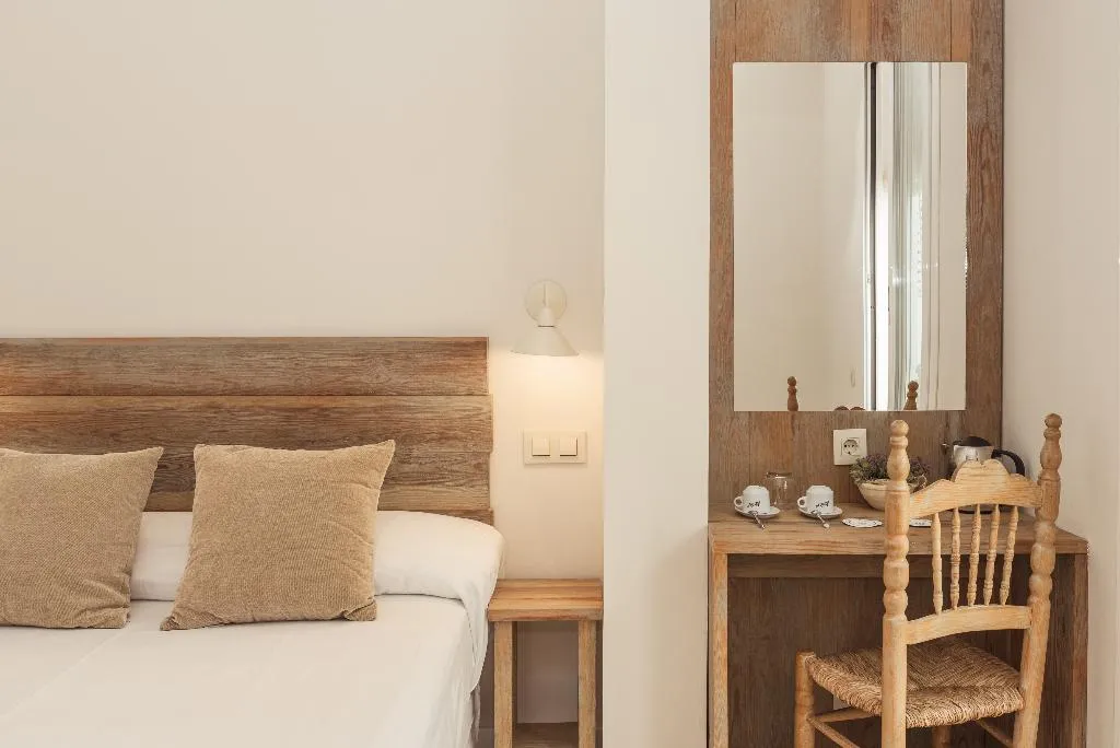DOUBLE ECONOMY Room, Hotel Boutique Elvira Plaza, Seville