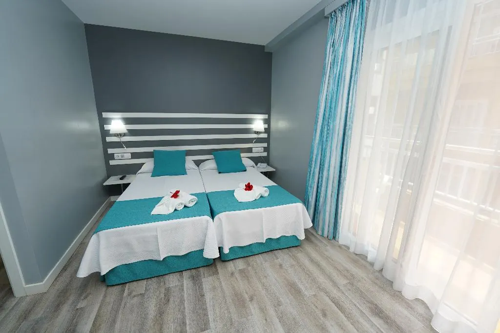 STUDIO CAPACITY 1 Room, RF Bambi, Tenerife