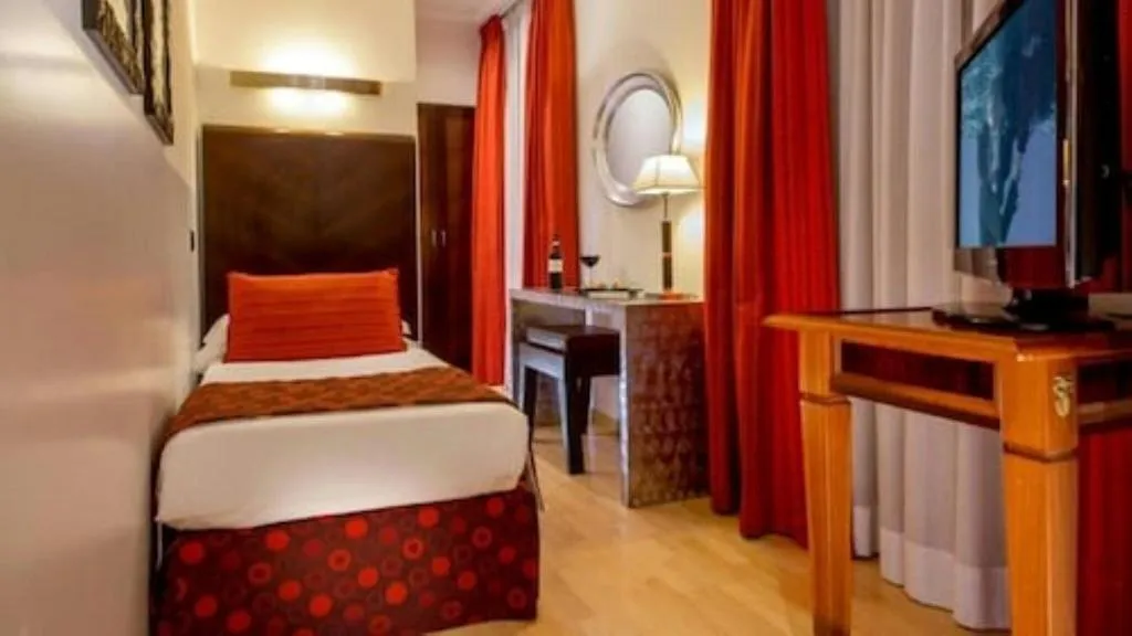 Room, Morgana, Rome