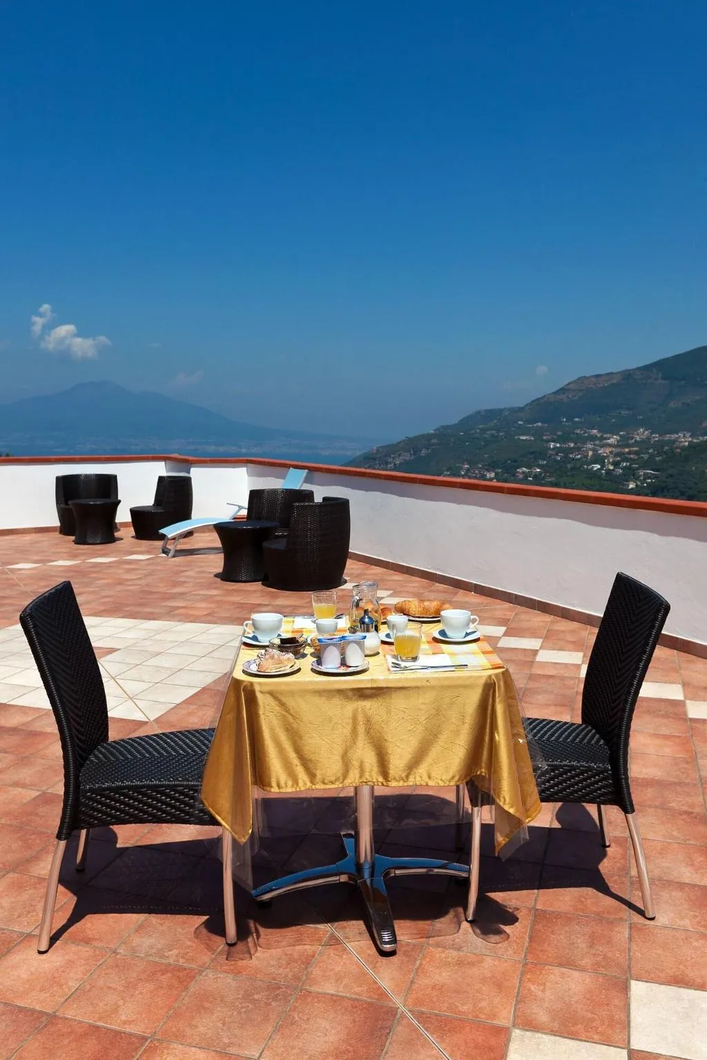 General view, Bed And Breakfast Sunflower, Naples