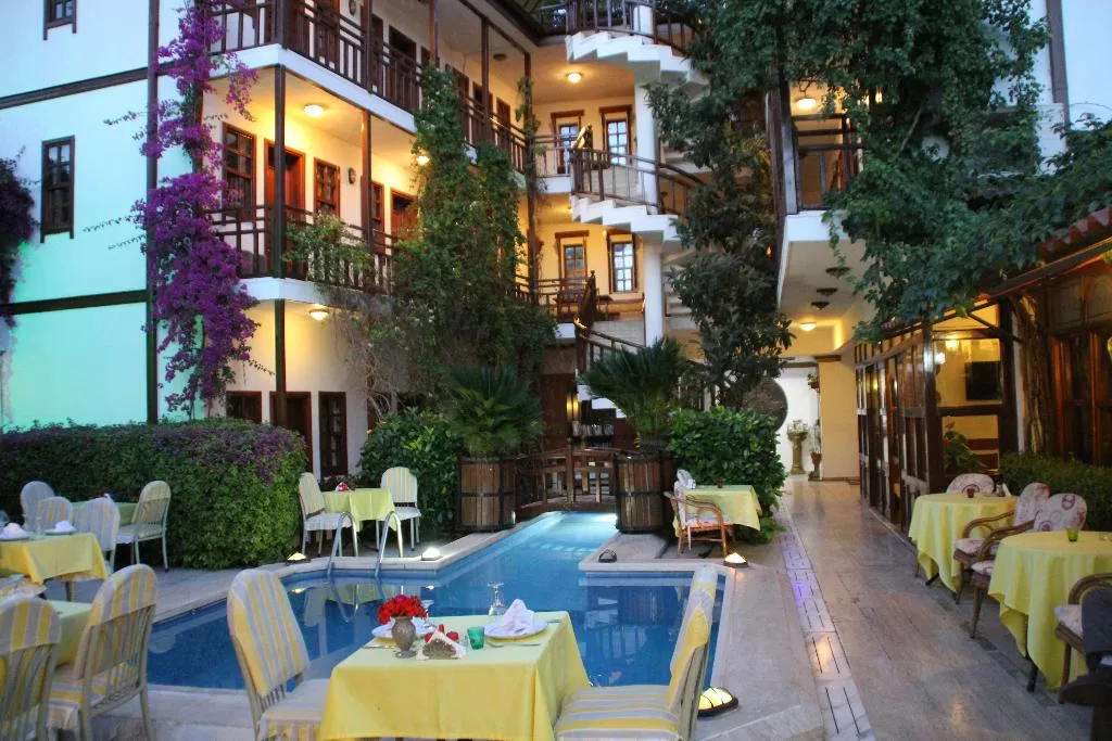 Restaurant, Karyatit hotel Kaleici, Antalya