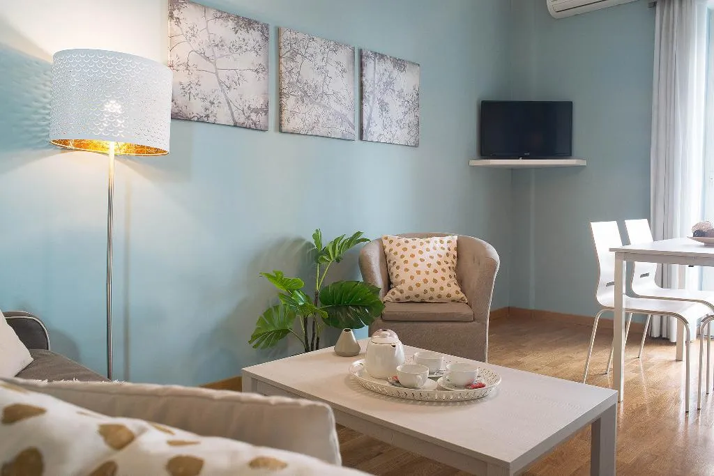 APARTMENT CAPACITY 4 Room, Residenza Flegrea, Naples
