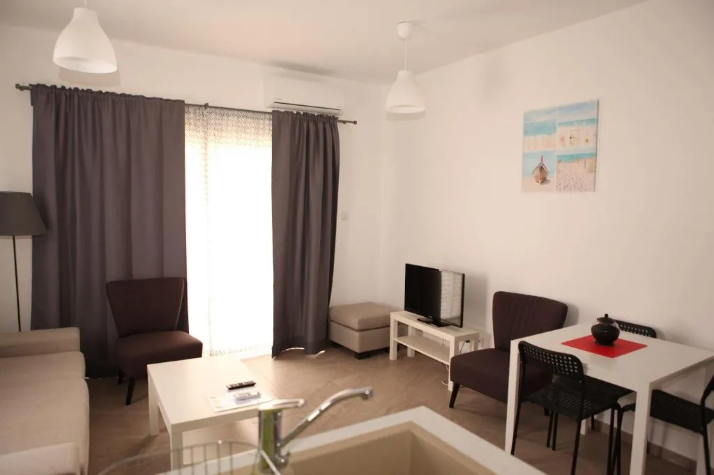 Room, Polyxeni Hotel Apartments, Cyprus