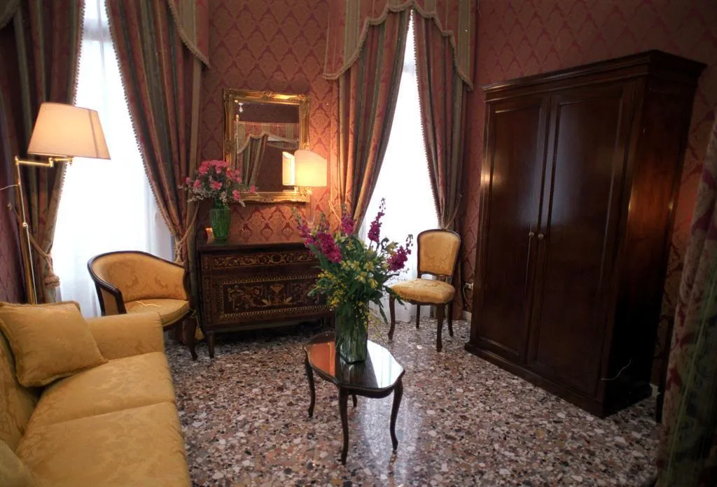 General view, Casa Pisani Canal, Venice