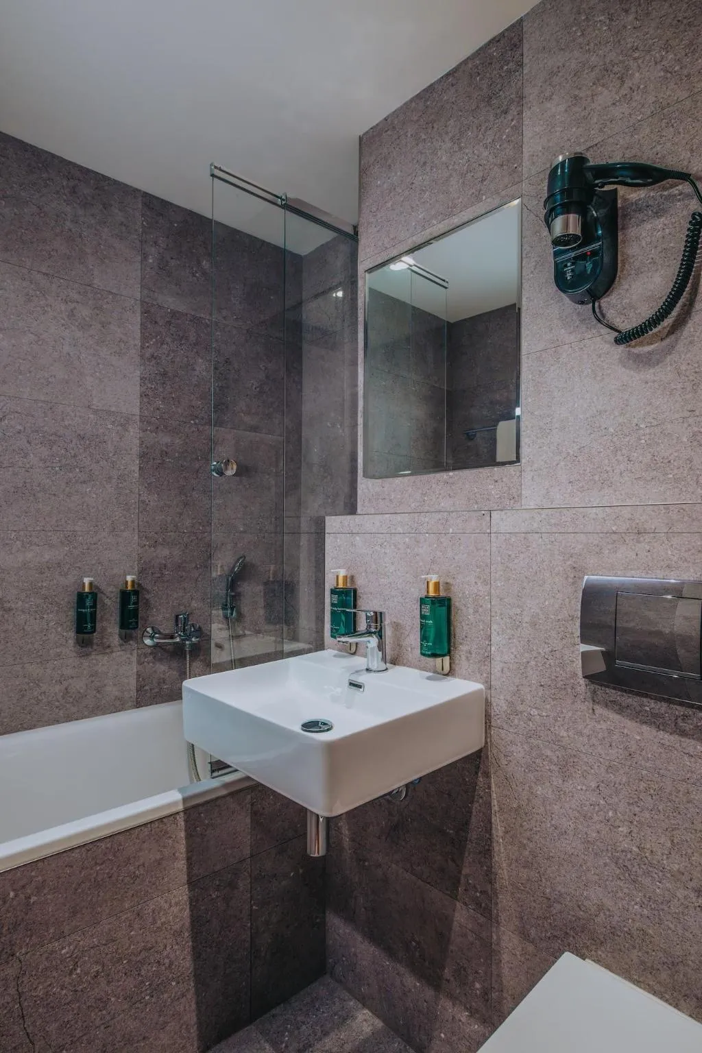 Double or Twin BASIC Room, Orea Congress Hotel Brno, Prague
