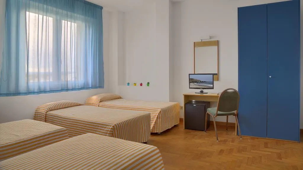 QUADRUPLE STANDARD Room, Hotel Mistral, Cagliari