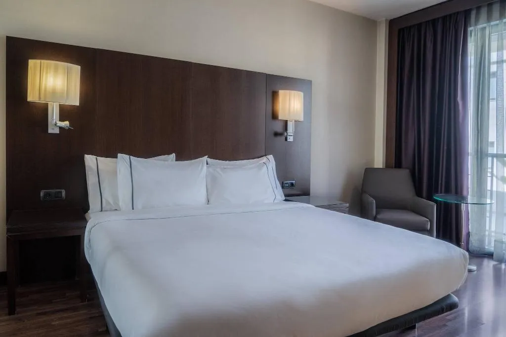 Room, AC Ciudad de Sevilla, Seville