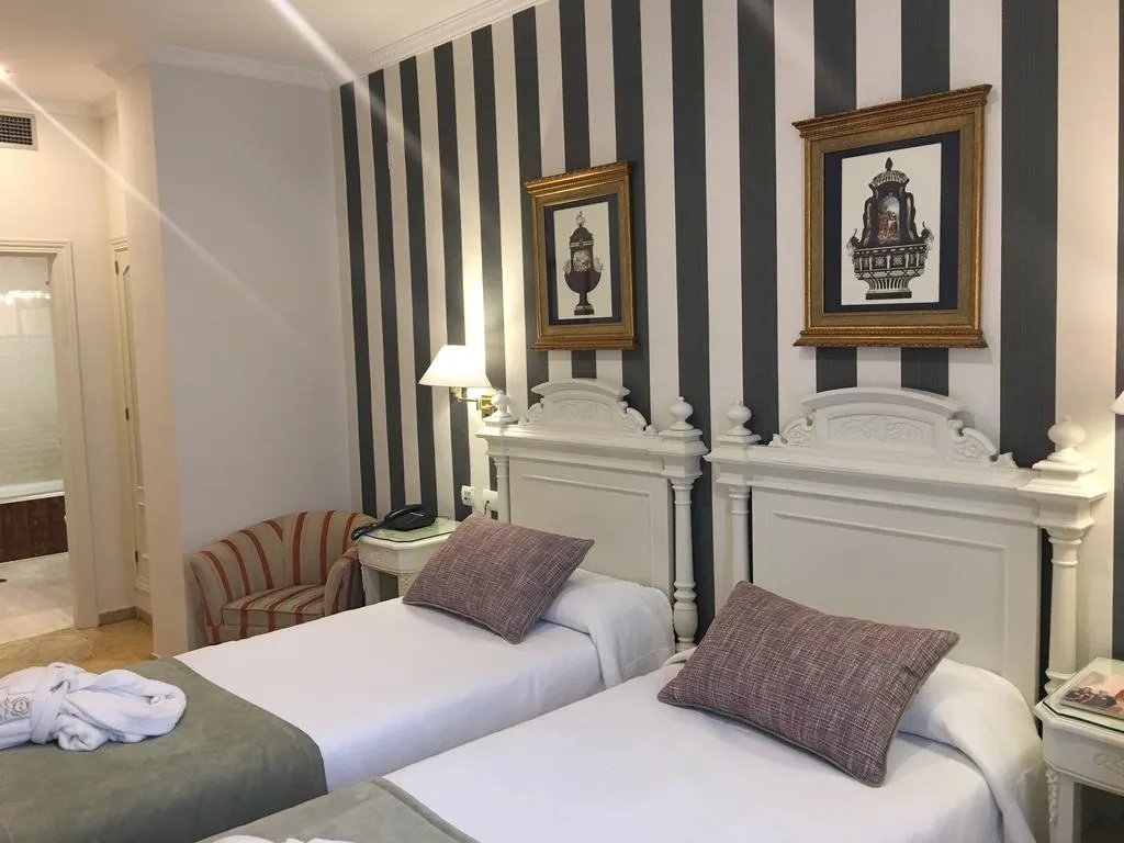 DOUBLE TWO BEDS Room, Adriano Hotel, Seville