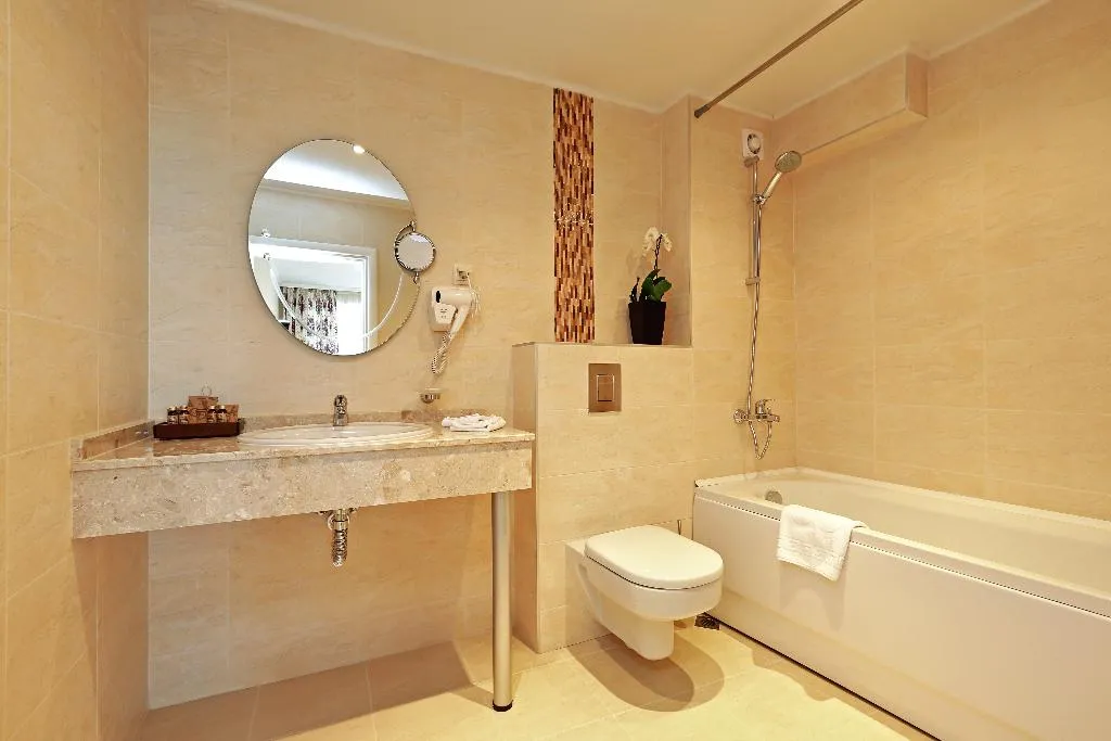 SINGLE WITH KITCHENETTE Room, White Rock Castle Suite Hotel & Spa, Varna
