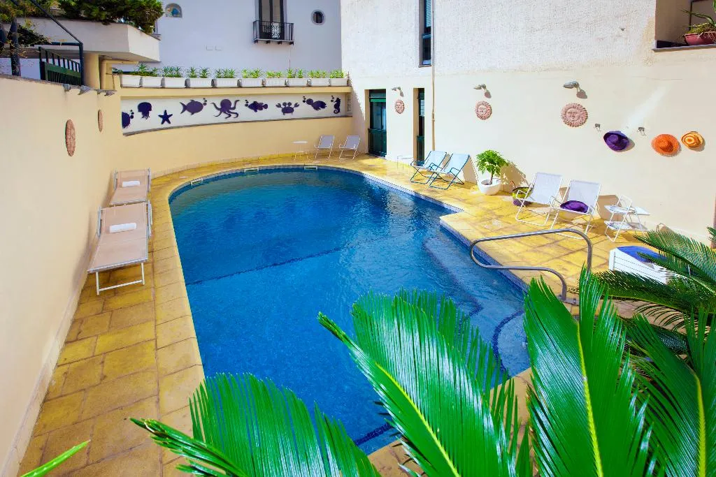 Pool, Panorama Palace, Naples