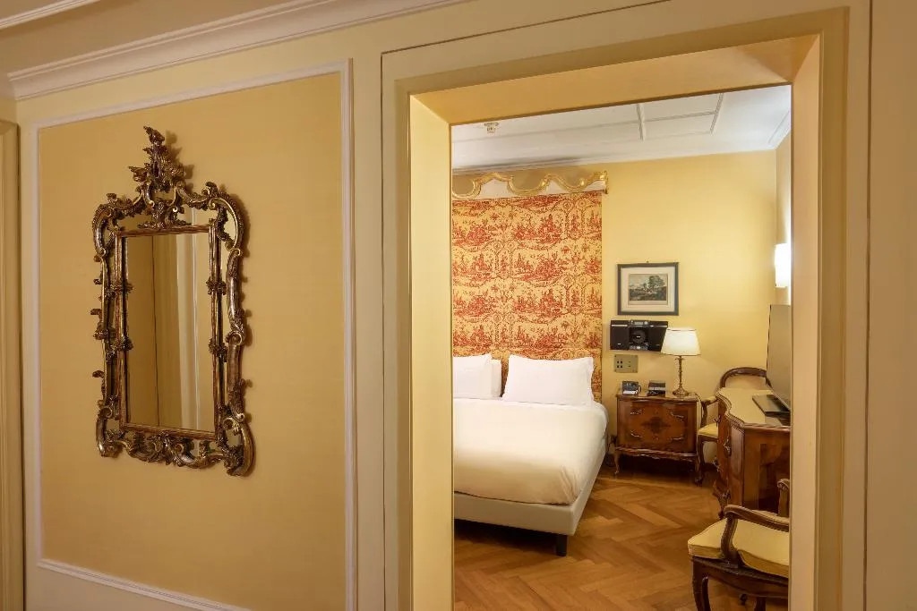 DOUBLE DELUXE Room, Hotel Canada, BW Premier Collection, Rome