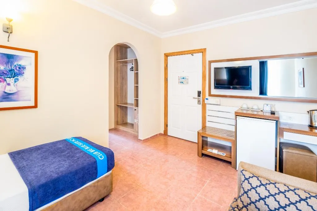 FAMILY ROOM CONNECTING ROOM Room, Club Big Blue Suite Hotel, Antalya