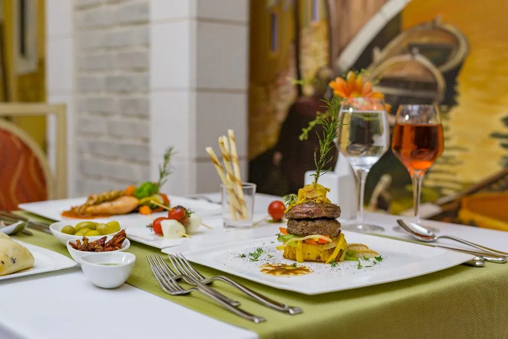Restaurant, Royal Dragon Hotel, Antalya