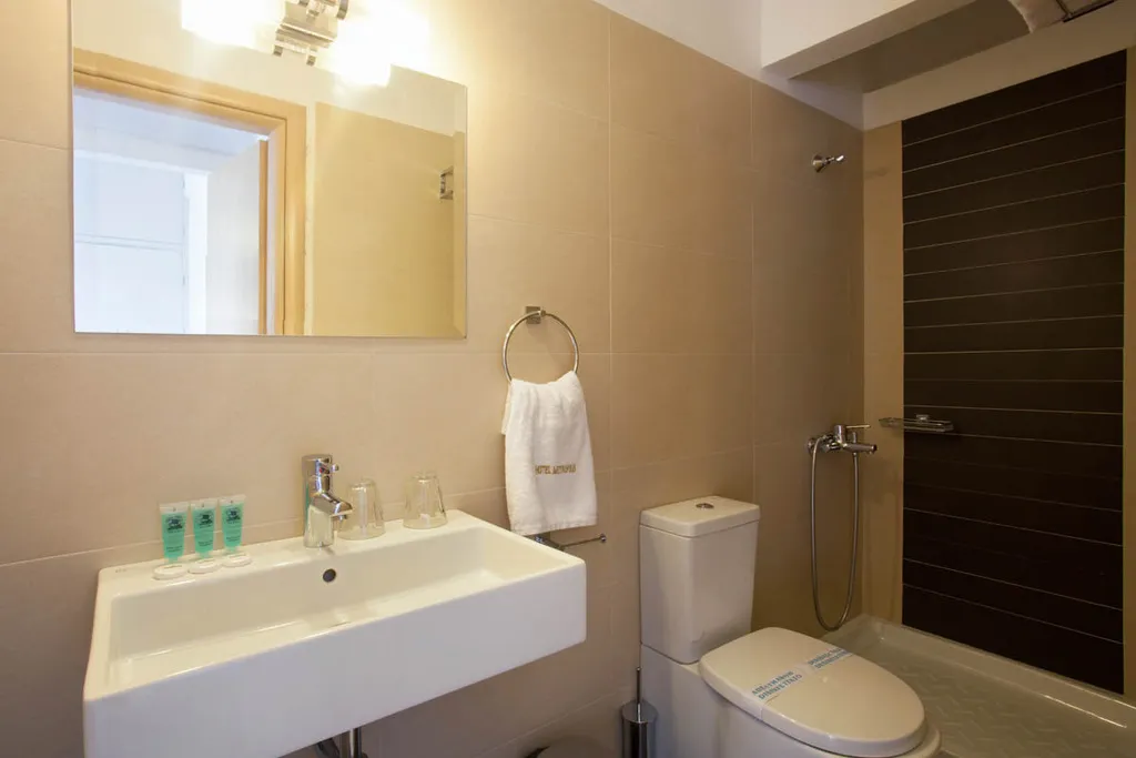 TRIPLE WITH VIEWS Room, Metropolis, Athens