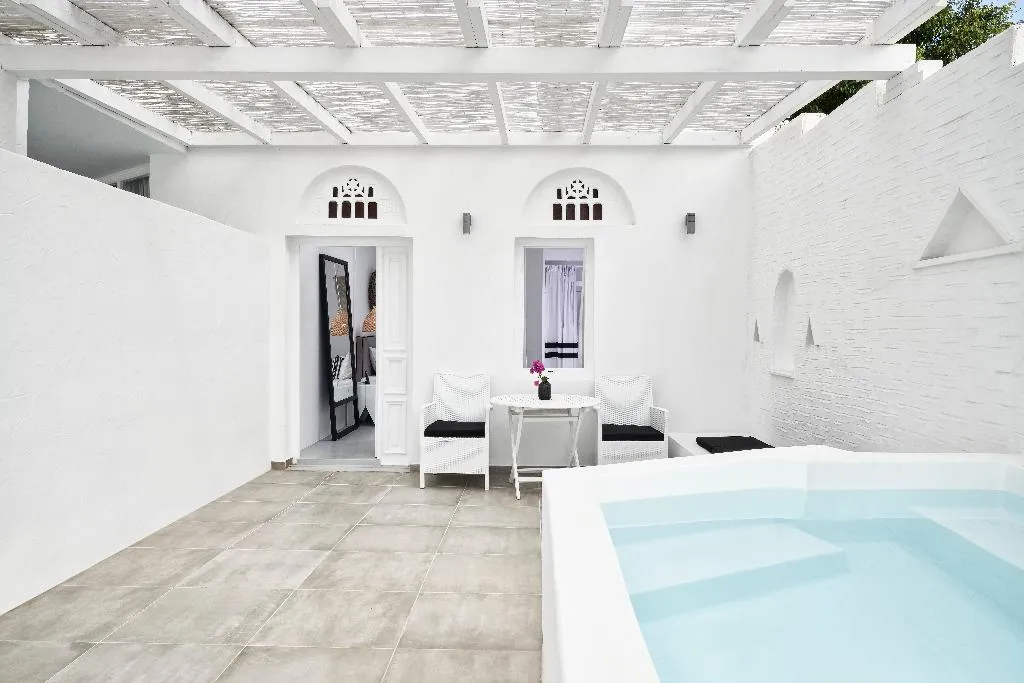 SUITE DELUXE WITH JACUZZI Room, Mr & Mrs White Tinos, Mykonos