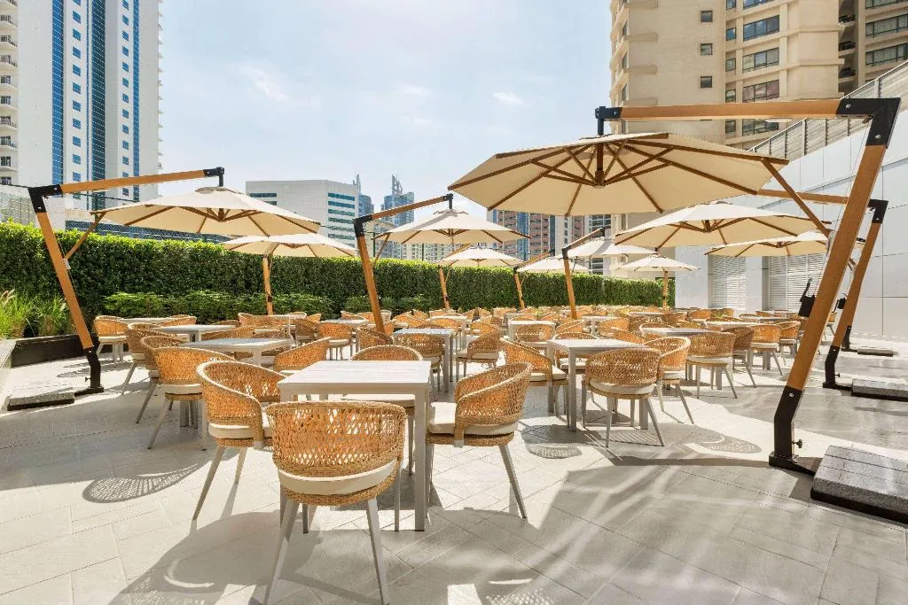 Restaurant, TRYP by Wyndham Dubai, Dubai