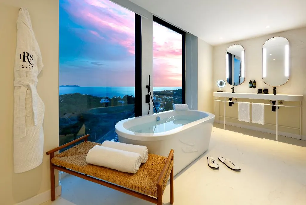 SUITE SEA VIEW Room, TRS Ibiza Hotel, Ibiza