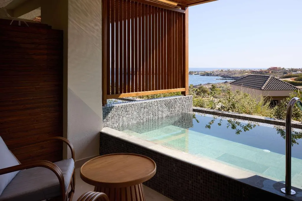 JUNIOR SUITE KING SIZE BED Room, Aulus Chania Resort, Curio Collection by Hilton, Thessaloniki