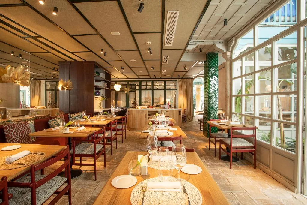 Restaurant, Hospes Las Casas del Rey de Baeza,, Seville
