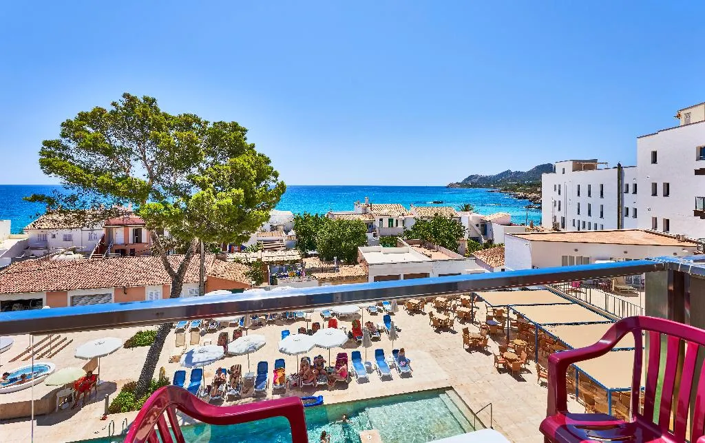 DOUBLE SINGLE USE SEA VIEW WITH BALCONY Room, Clumba, Majorca