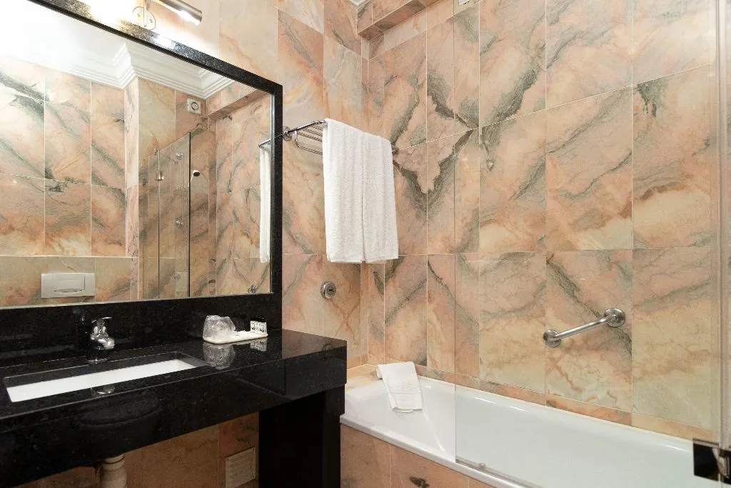 Double or Twin SEA VIEW Room, Hotel Maritur - Adults Only by Pierre & Vacances, Algarve