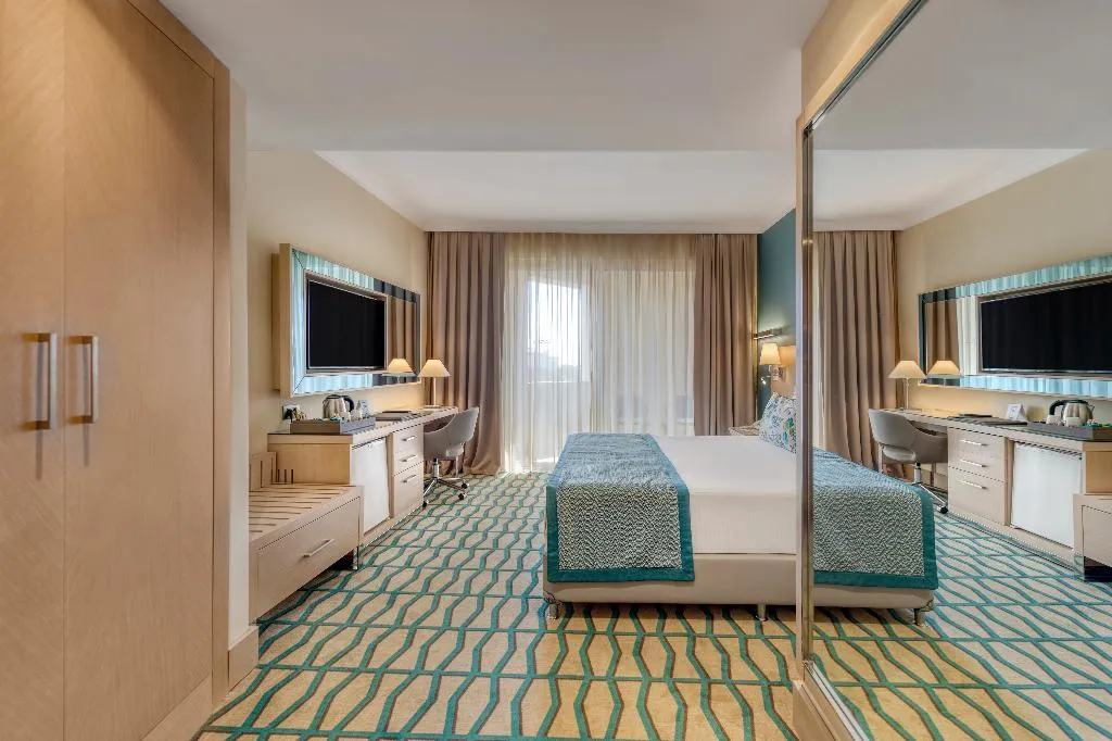 JUNIOR SUITE DELUXE Room, Megasaray Club Belek, Antalya