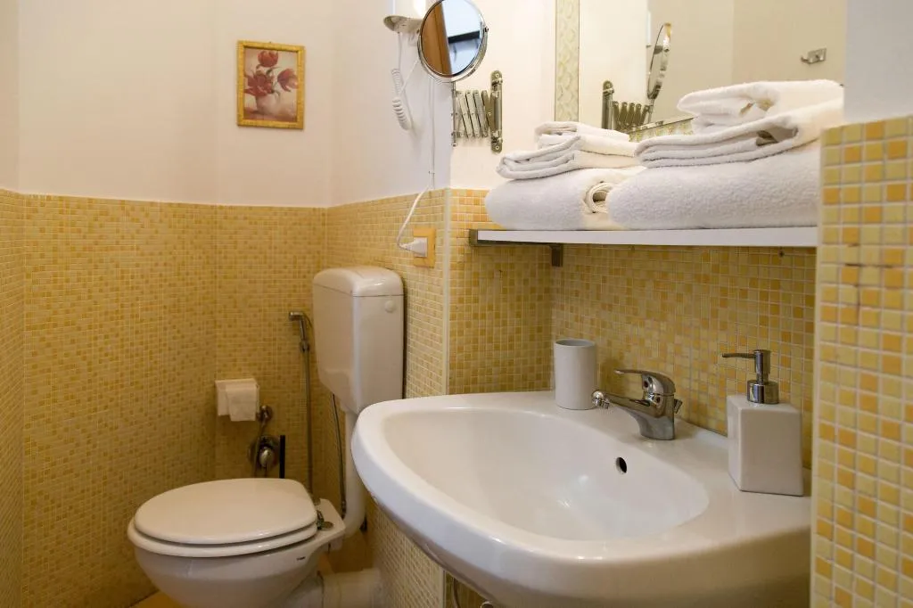 Room, Catania Inn, Catania