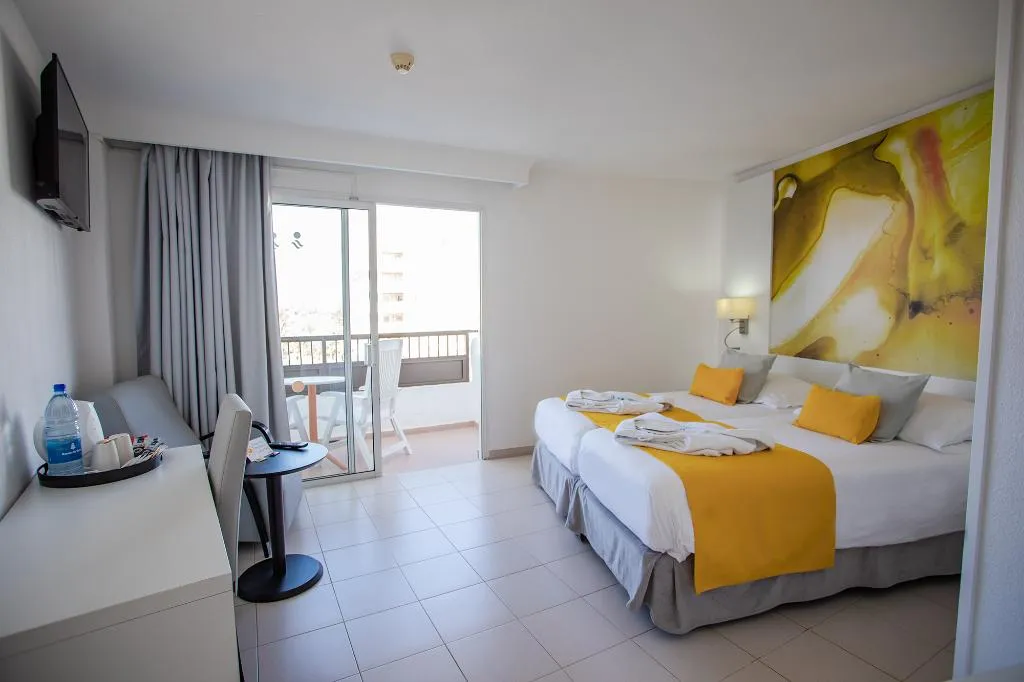 Double or Twin SUPERIOR Room, Servatur Waikiki, Gran Canaria