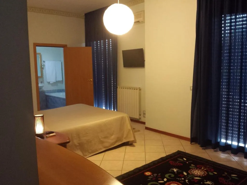 Room, Thairè Hotel, Naples