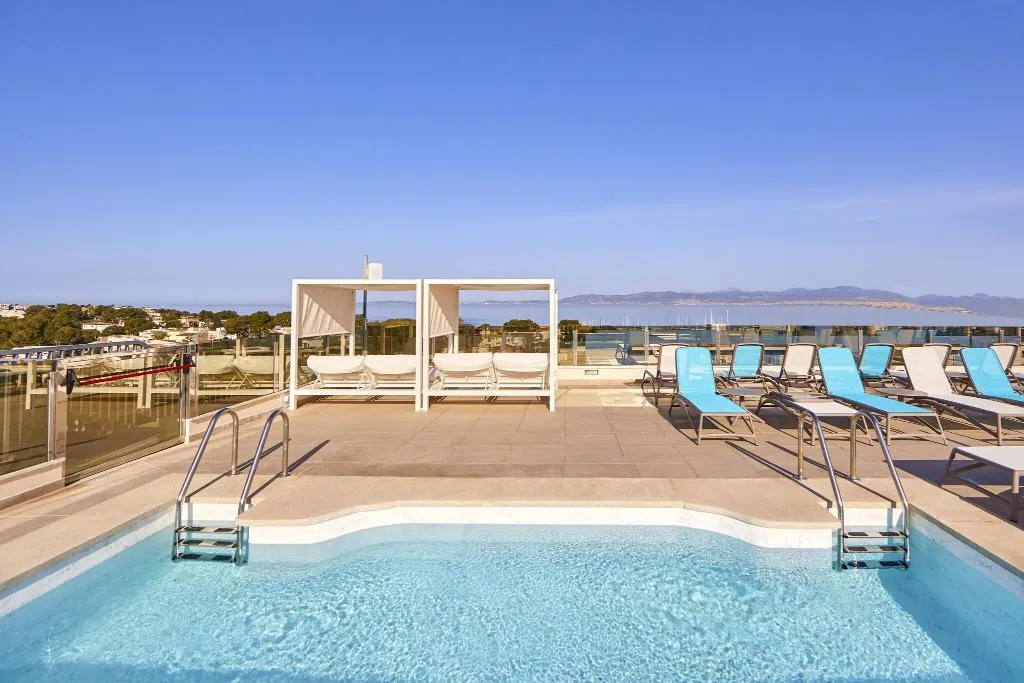 Pool, Mediterranean bay, Majorca