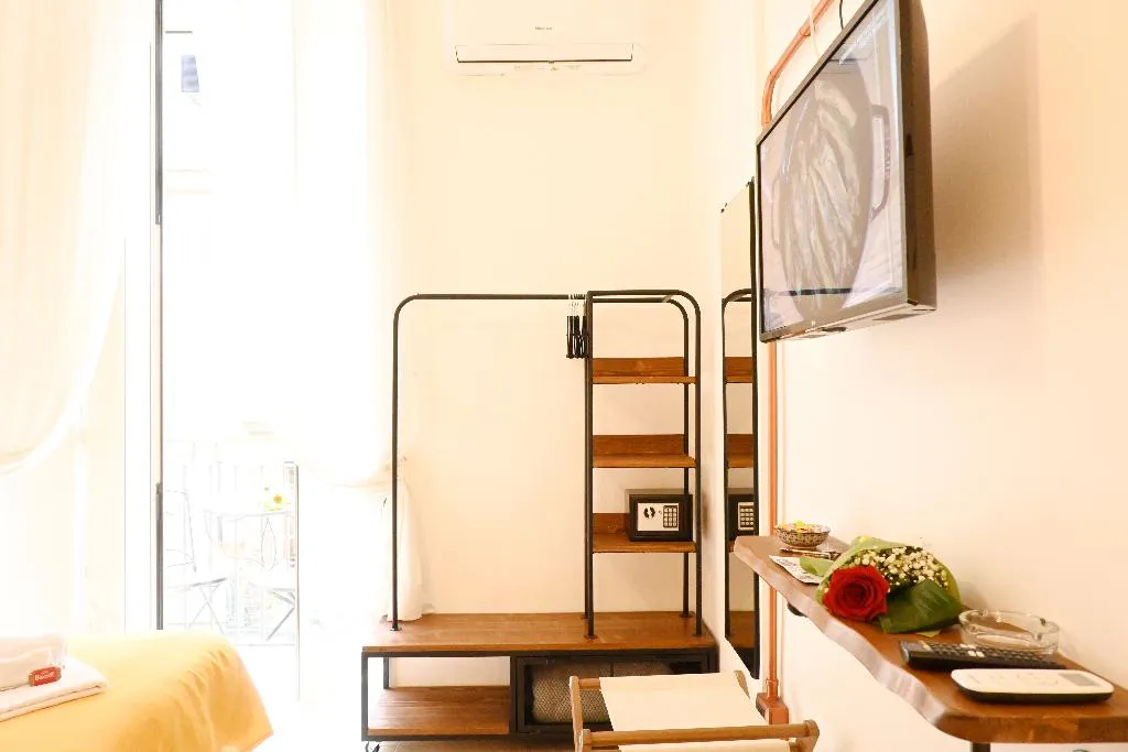 Double or Twin DELUXE Room, Napoli Cityscape, Naples