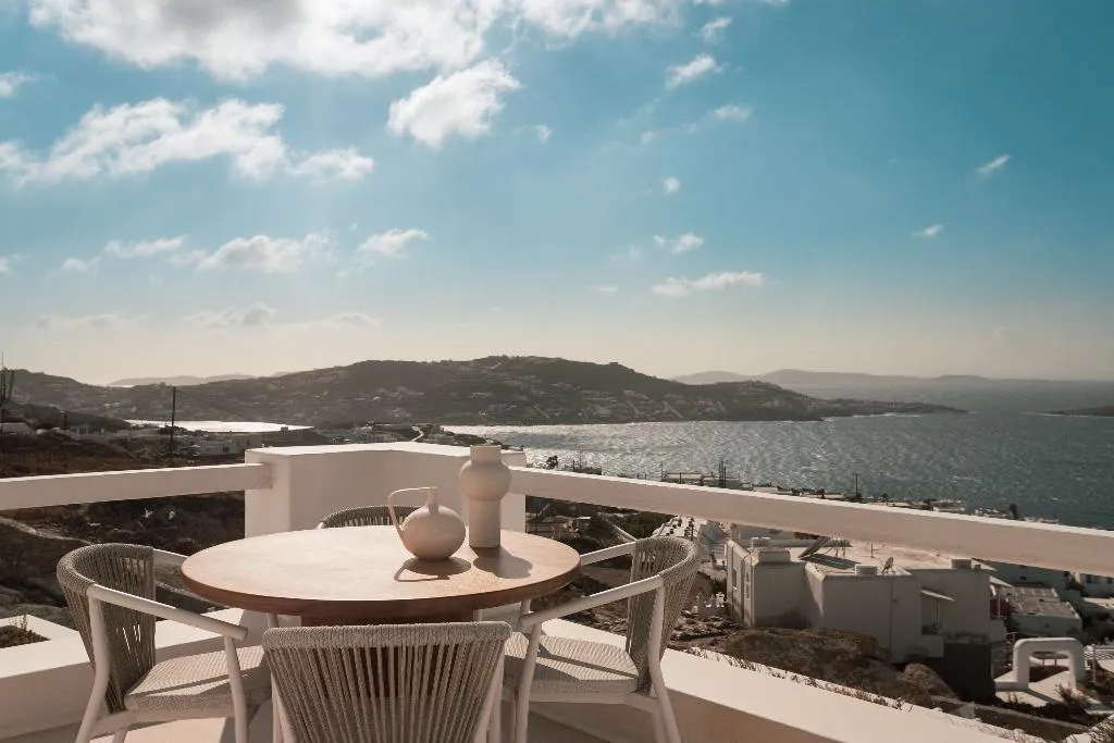 SUITE SEA VIEW HONEYMOON Room, Lovia Mykonos, Mykonos