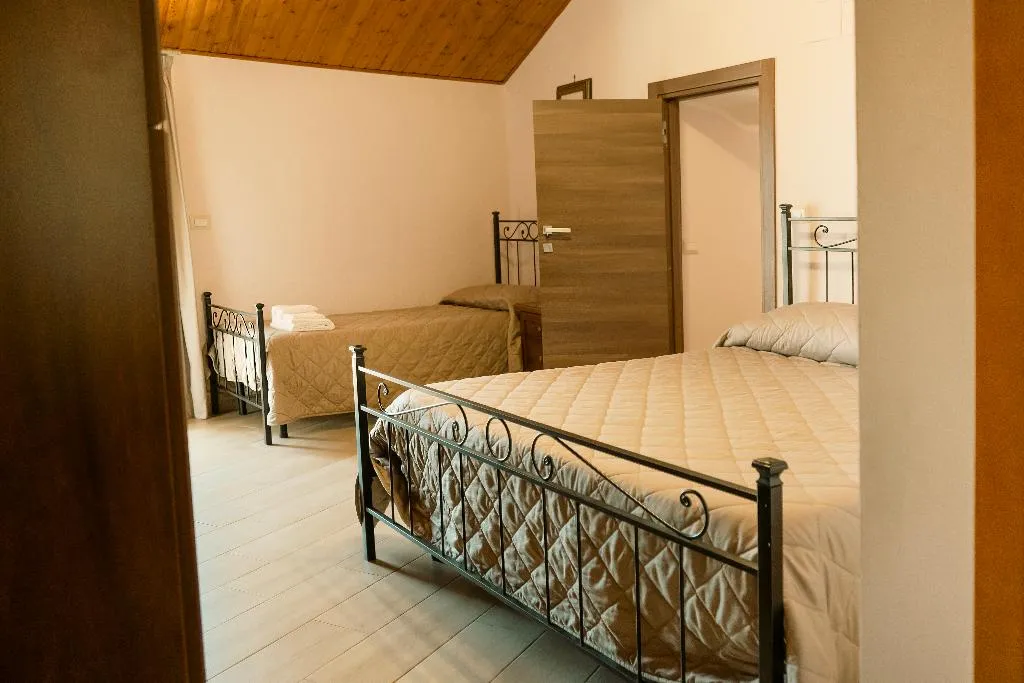 Room, Etna Dimora dei Saponari, Catania