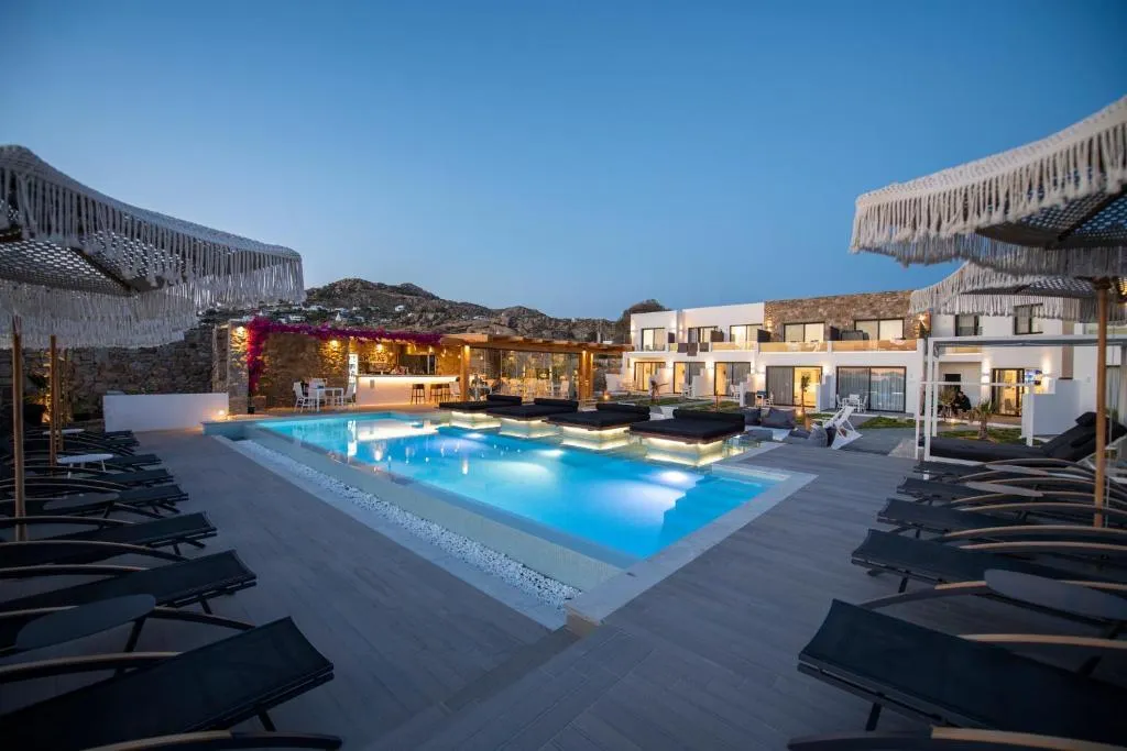 Conferences, Bianco A Nero, Mykonos