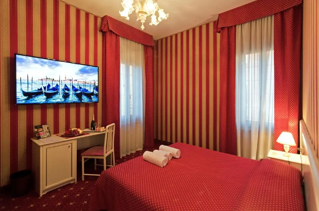 Room, Messner Hotel, Venice