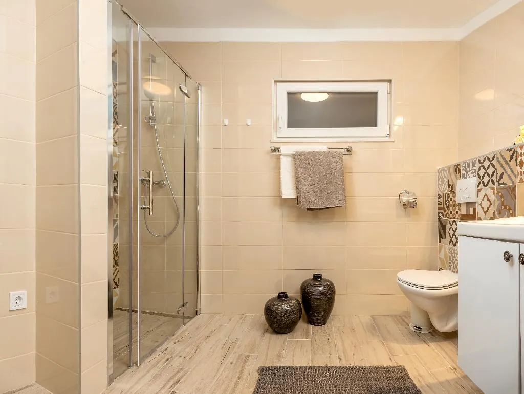 VILLA FOUR BEDROOMS Room, Villa Le Lu, Split