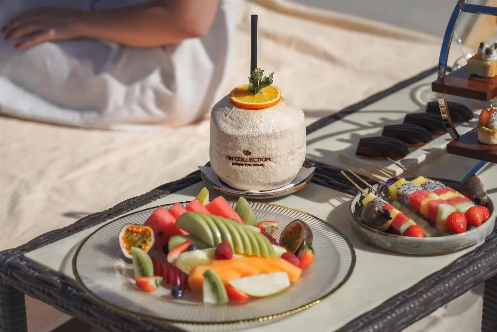 Beach, NH Collection Dubai The Palm, Dubai